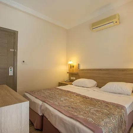 Arsi Enfi Hotell