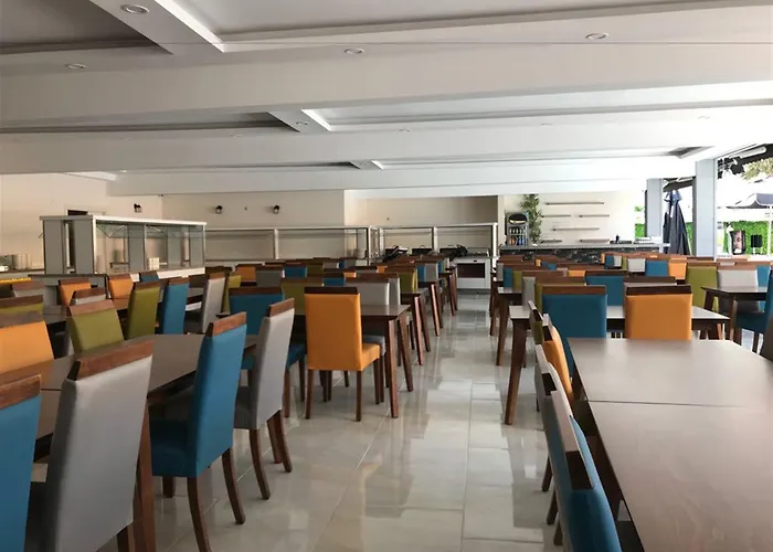 Arsi Enfi Ξενοδοχείο Αλάνια