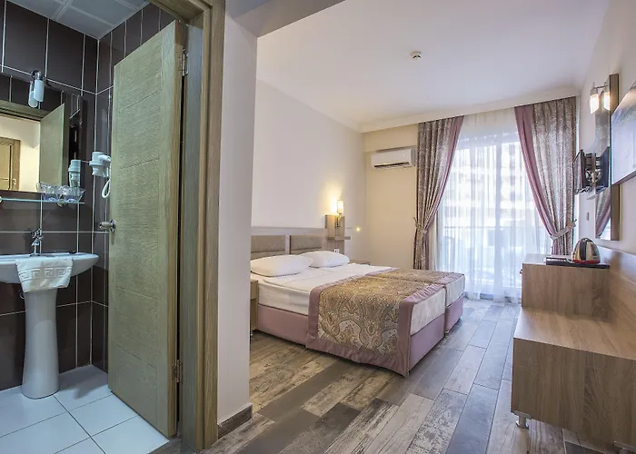 Arsi Enfi 4* Αλάνια